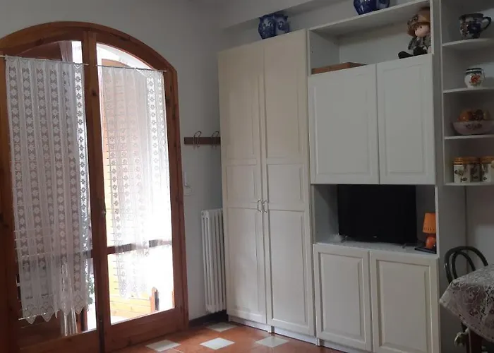 شقة Monolocale Con 2 Posti Letto *